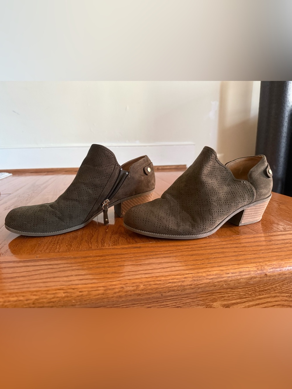 Dr Scholls Ankle zip boot